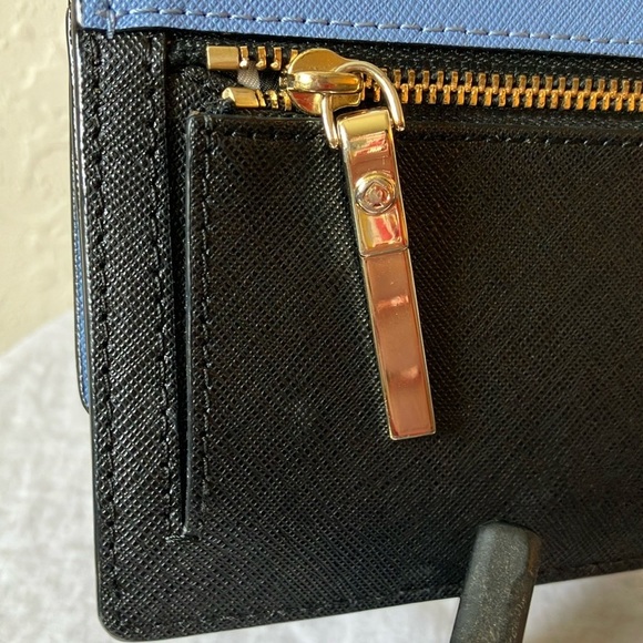 Kate Spade: Blue & Black Wallet - 10 card slots- coin area- Gold tone - Picture 7 of 16